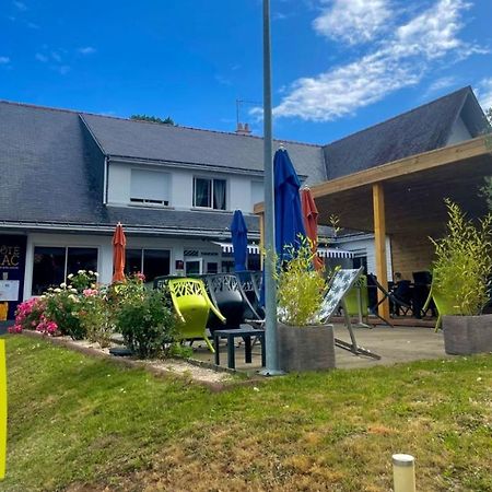Hôtel Restaurant Logis Coté Lac Savenay Exterior foto