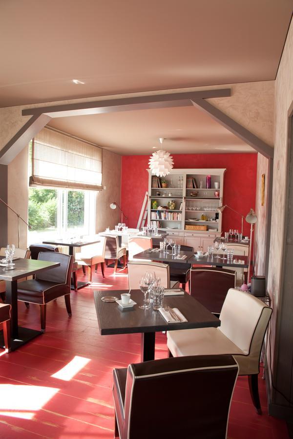 Hôtel Restaurant Logis Coté Lac Savenay Exterior foto